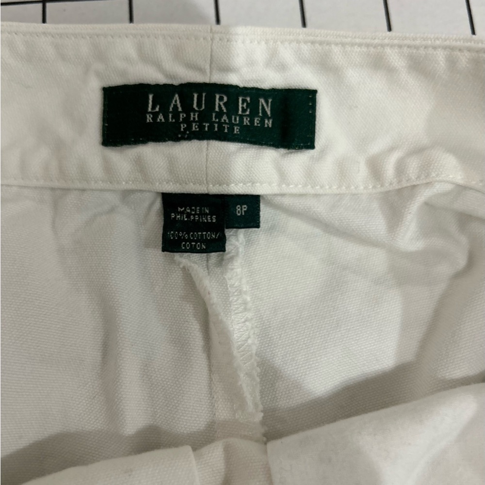 Lauren Ralph Lauren white bermuda shorts in size 8P